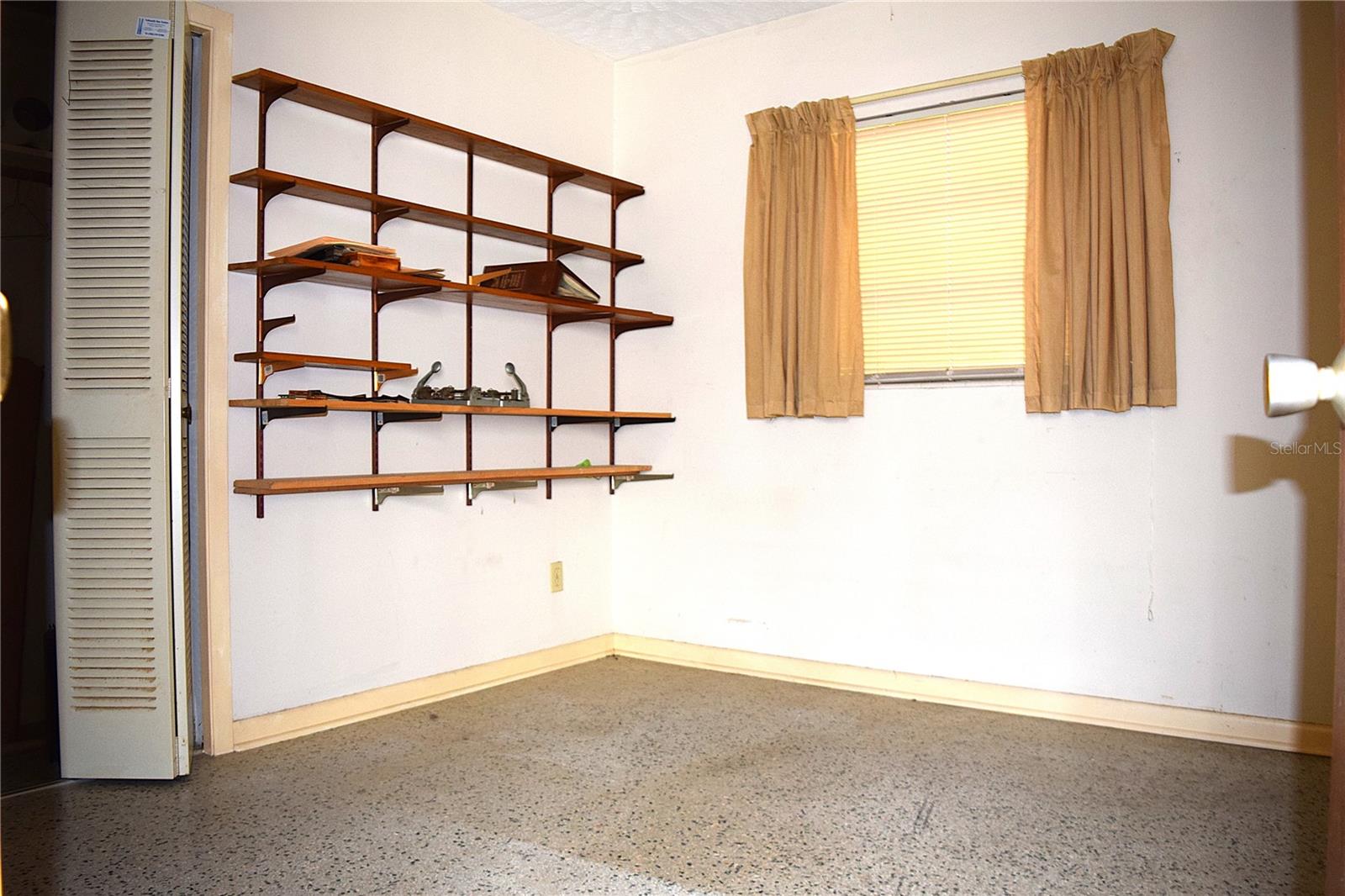 LAKES BUTLER SHORES - Residential