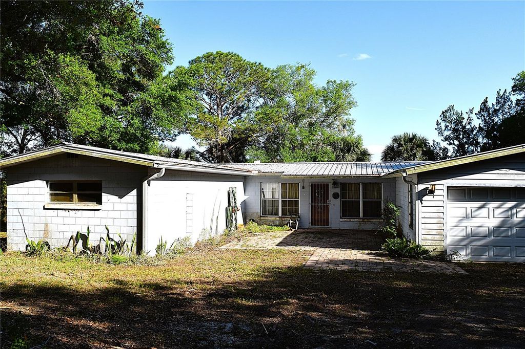 Photo of 2535 Boswell Street, Deltona, FL 32738 (MLS # V4948262)
