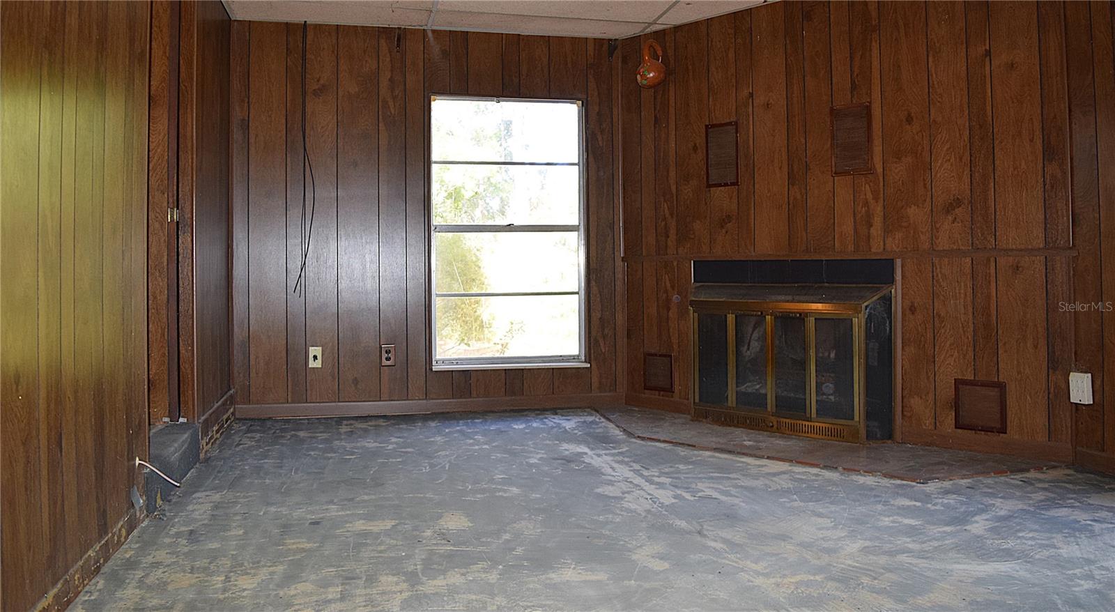 LAKES BUTLER SHORES - Residential