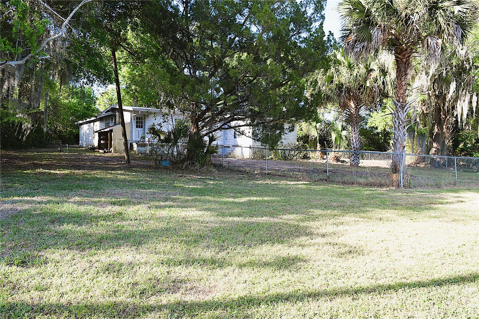 LAKES BUTLER SHORES - Residential