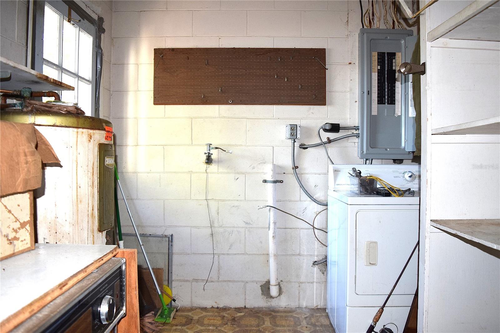 LAKES BUTLER SHORES - Residential