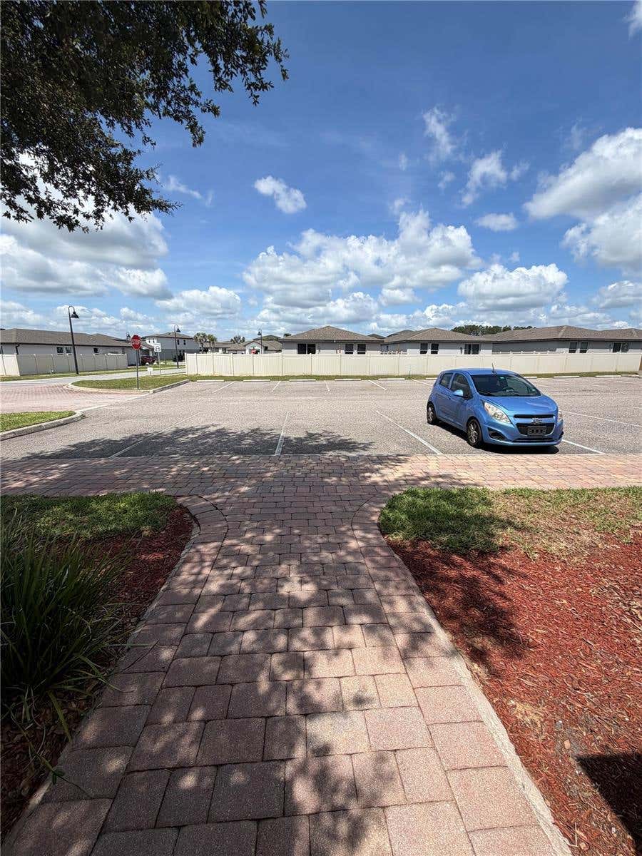 Photo of 2404 Bella Vista Drive, Davenport, FL 33897 (MLS # O6418844)