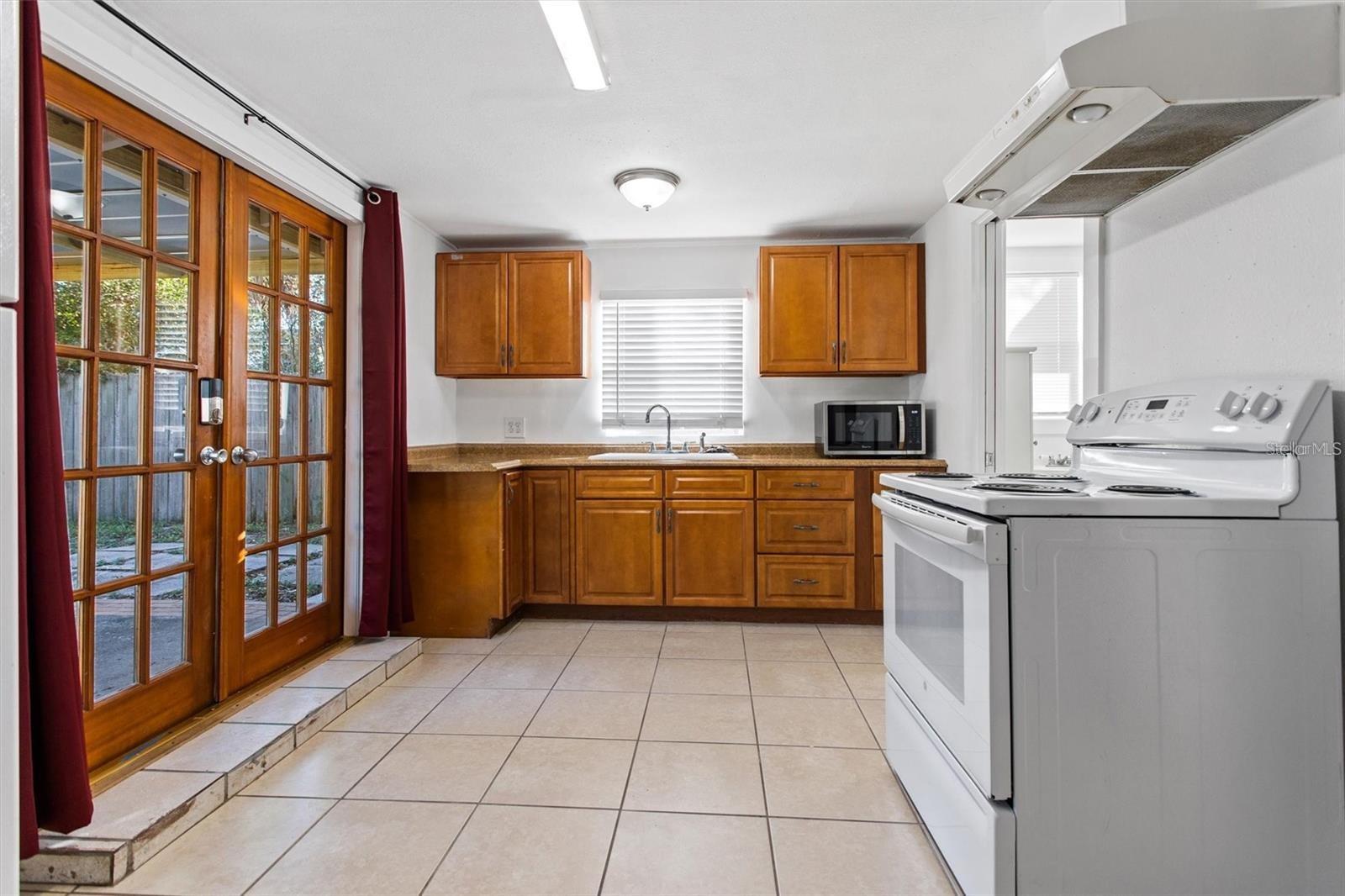 MILTON PARK - Residential Lease