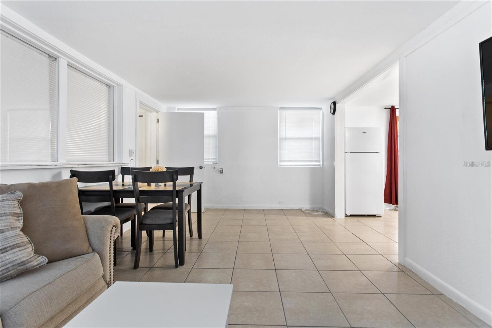 MILTON PARK - Residential Lease