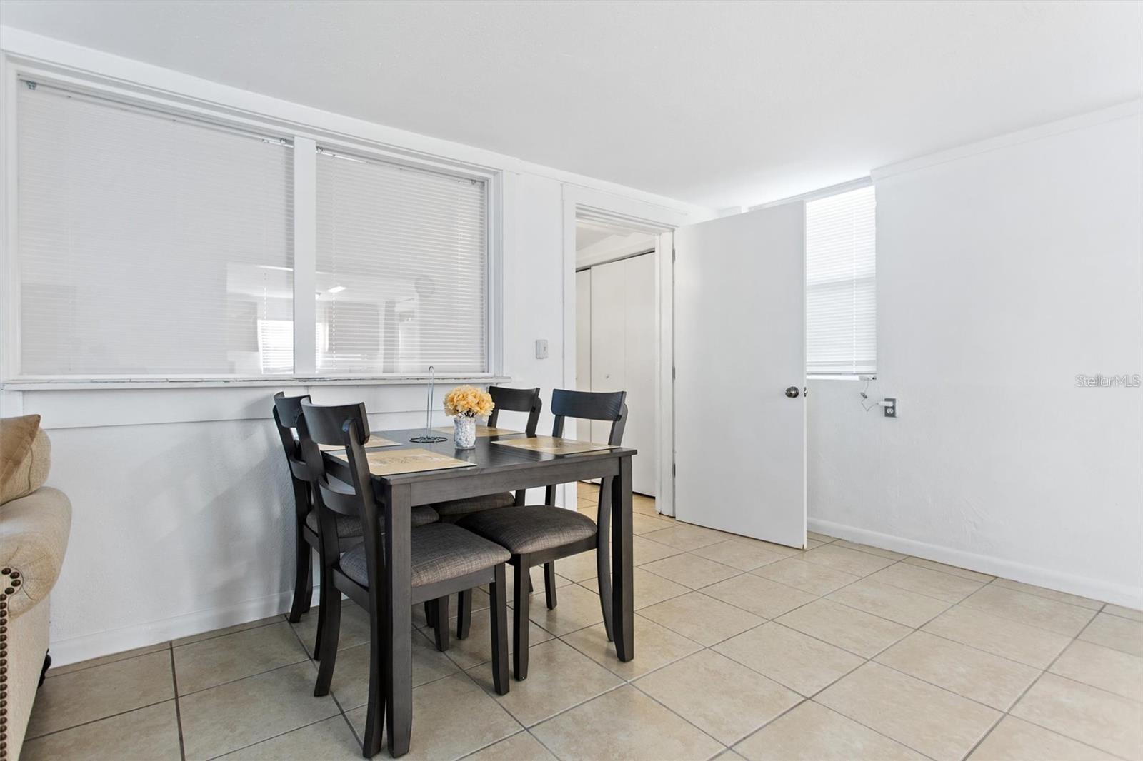 MILTON PARK - Residential Lease