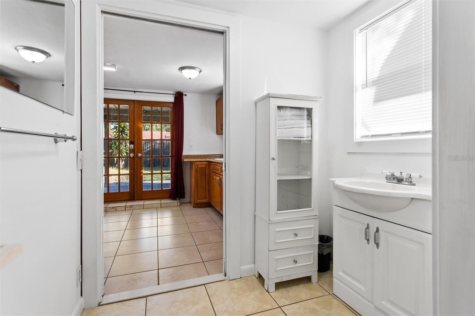 MILTON PARK - Residential Lease