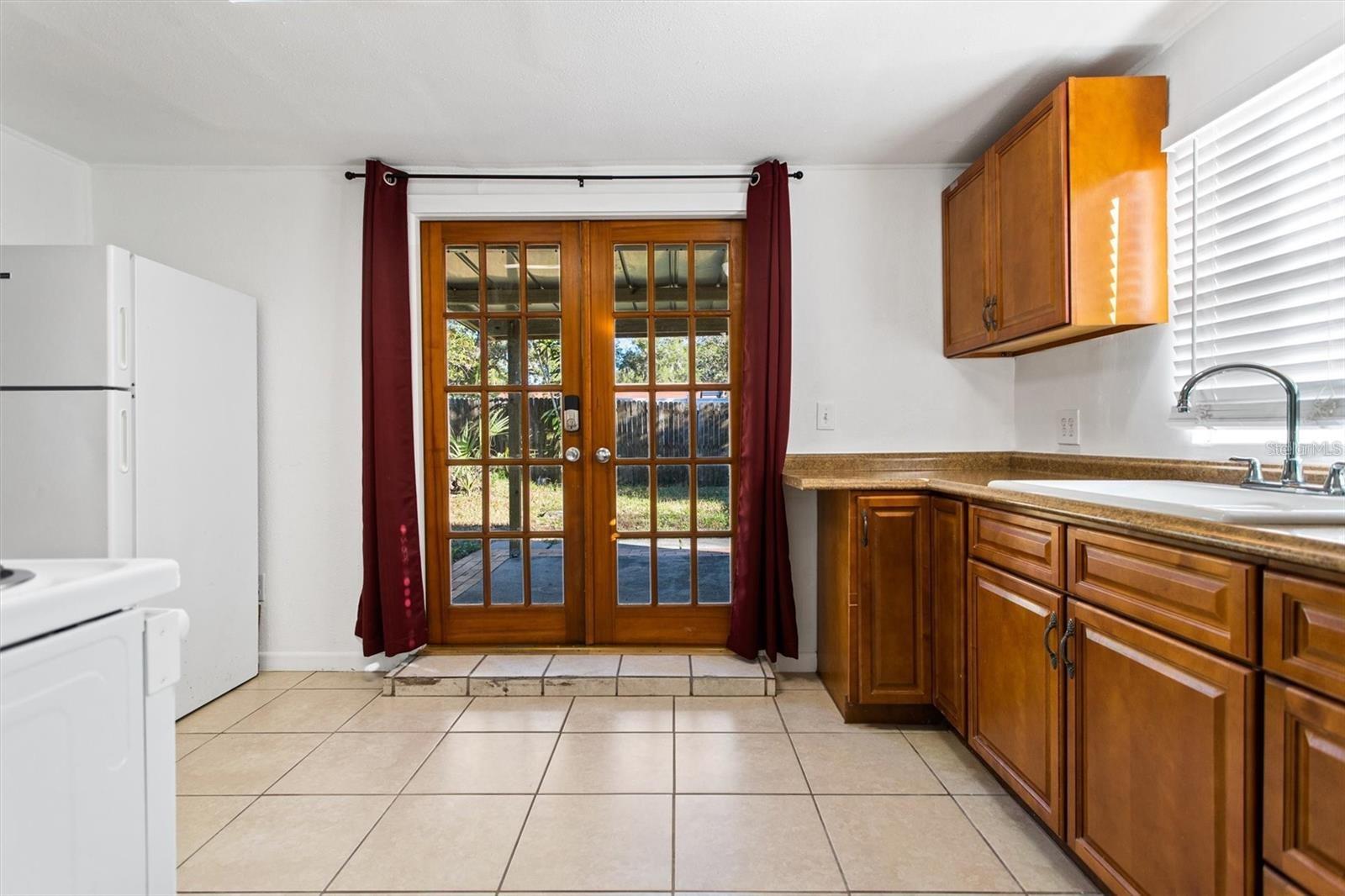 MILTON PARK - Residential Lease