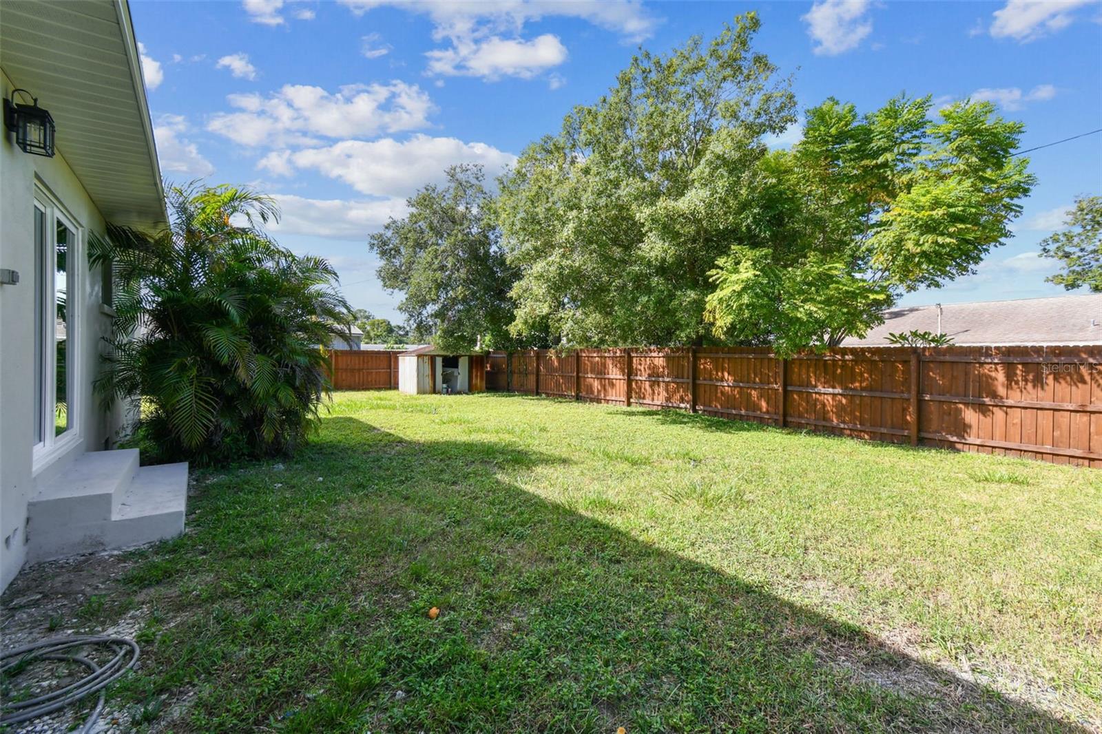 BIG ACRES - Residential