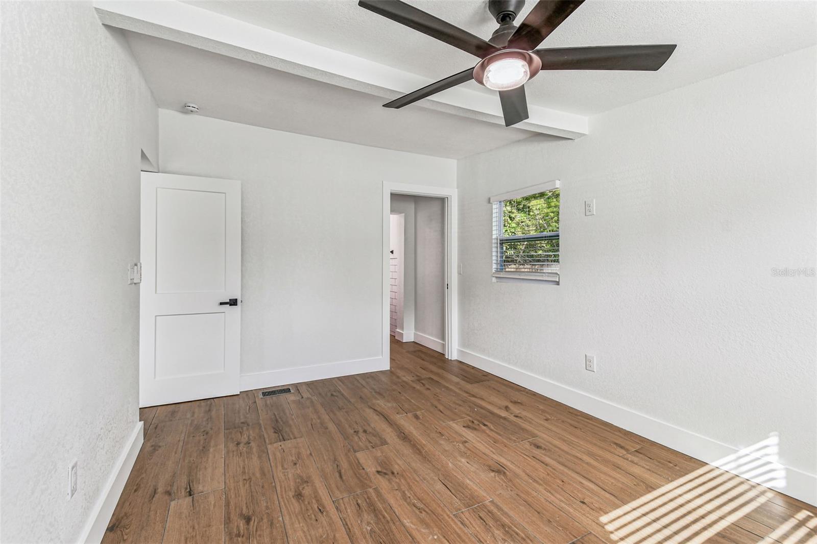 BIG ACRES - Residential