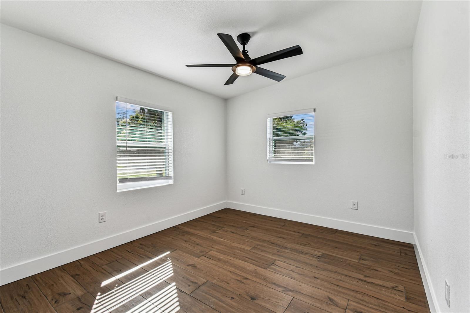 BIG ACRES - Residential