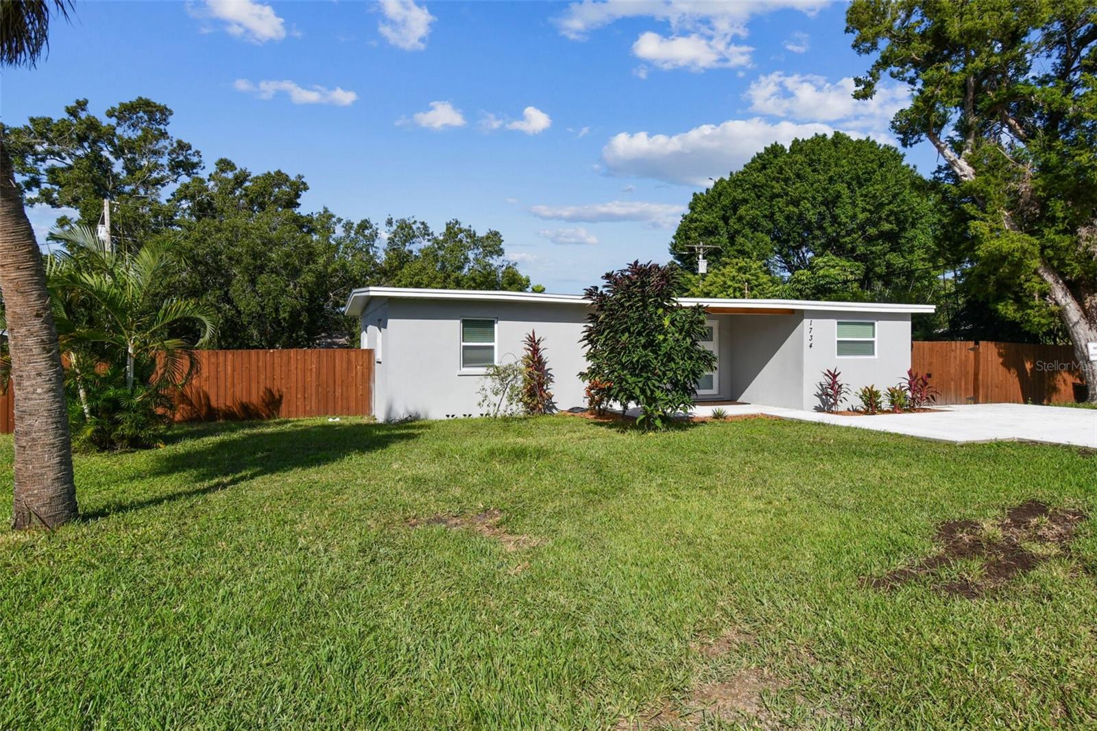 BIG ACRES - Residential