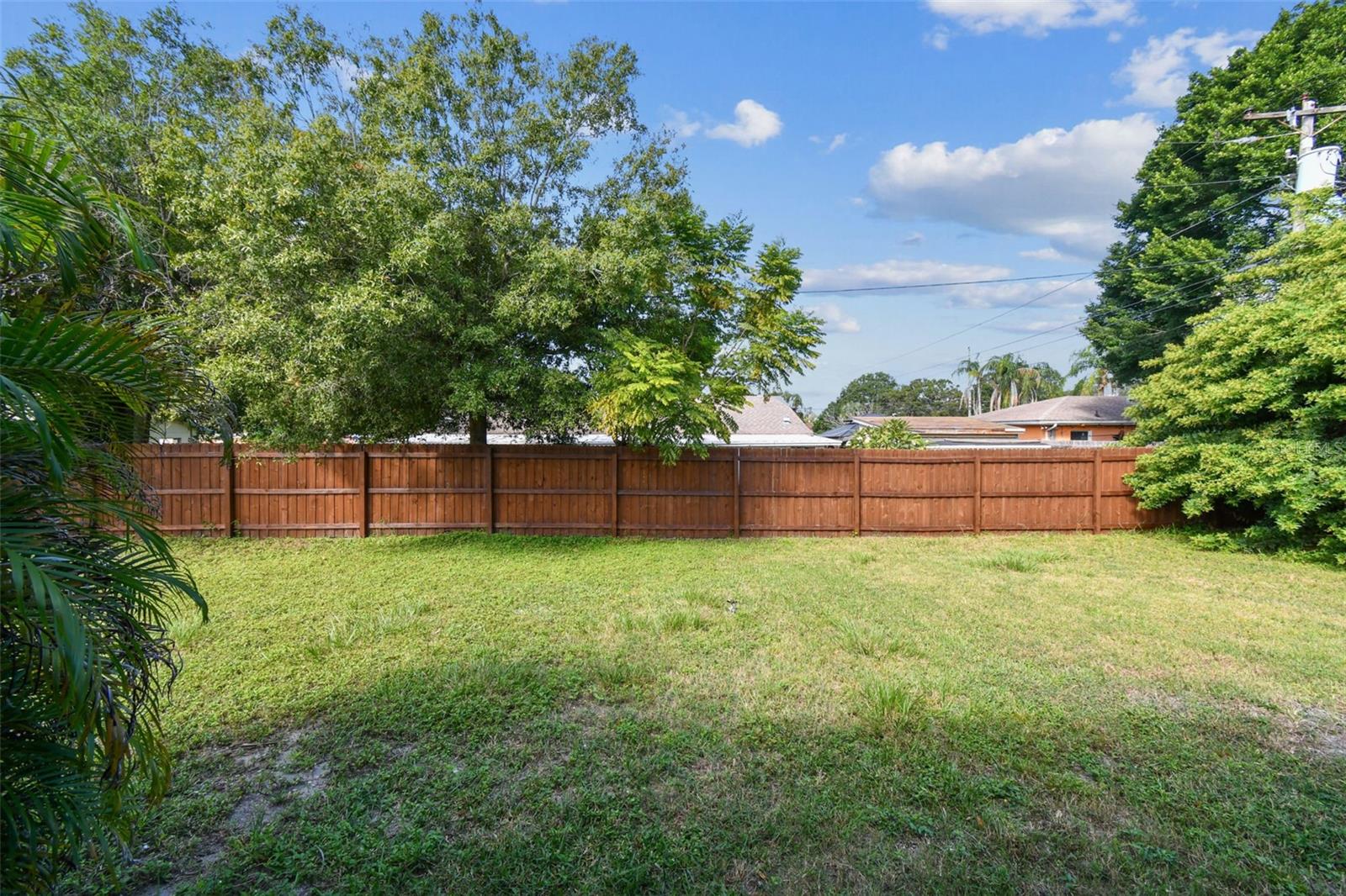 BIG ACRES - Residential