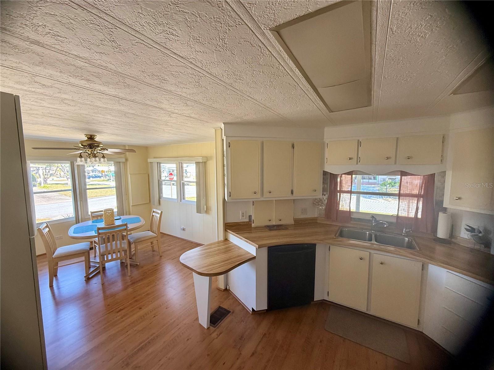 BROOKRIDGE COMM - Residential