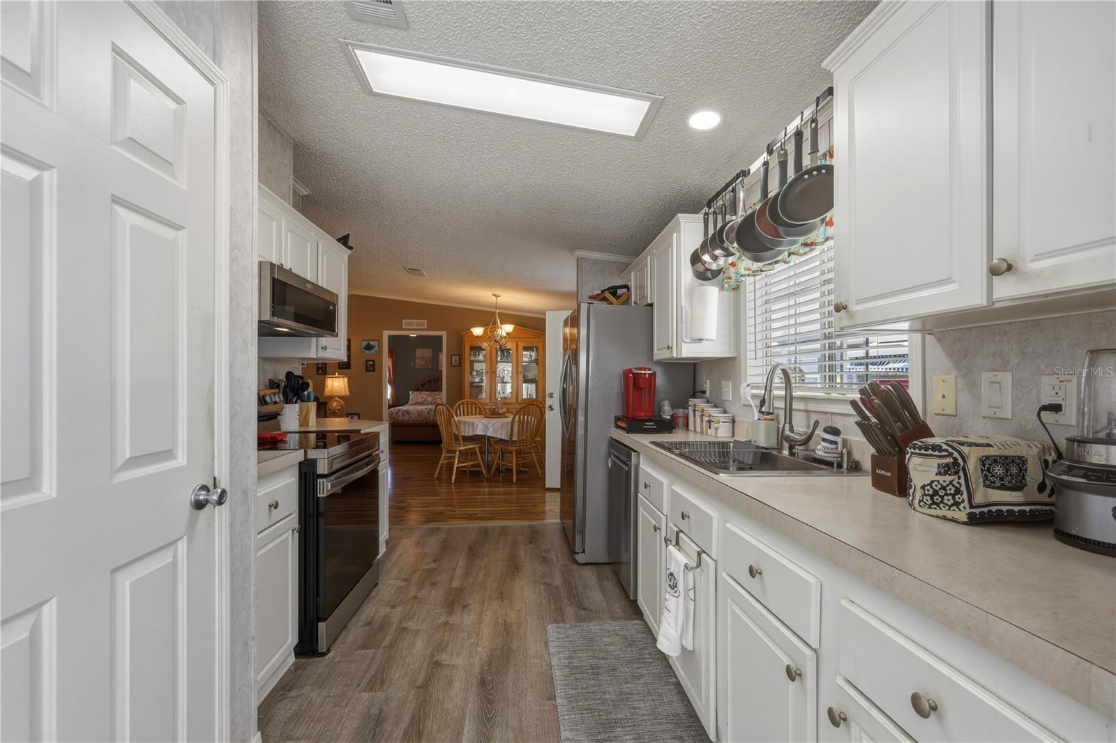 MAPLE LEAF ESTATES - Residential