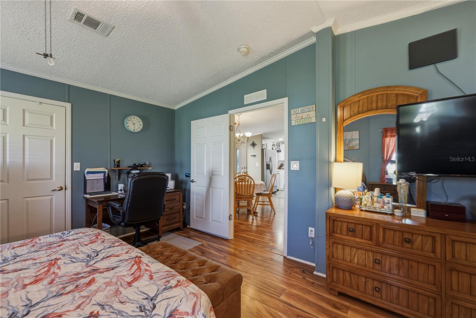 MAPLE LEAF ESTATES - Residential