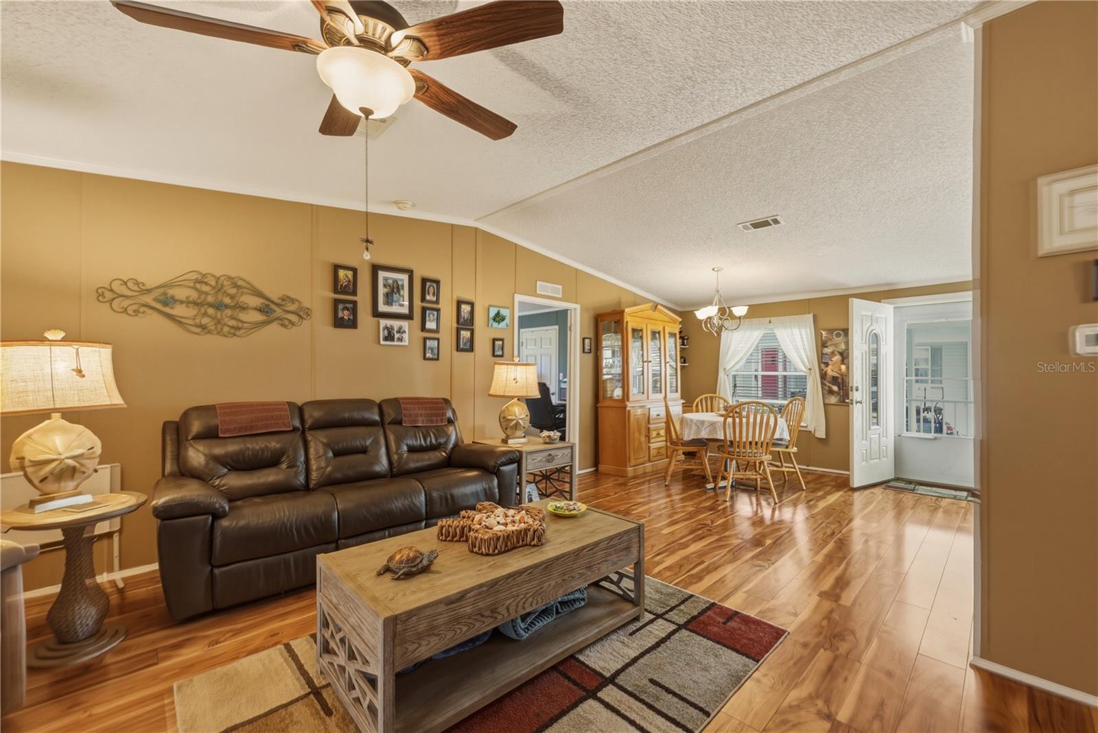 MAPLE LEAF ESTATES - Residential