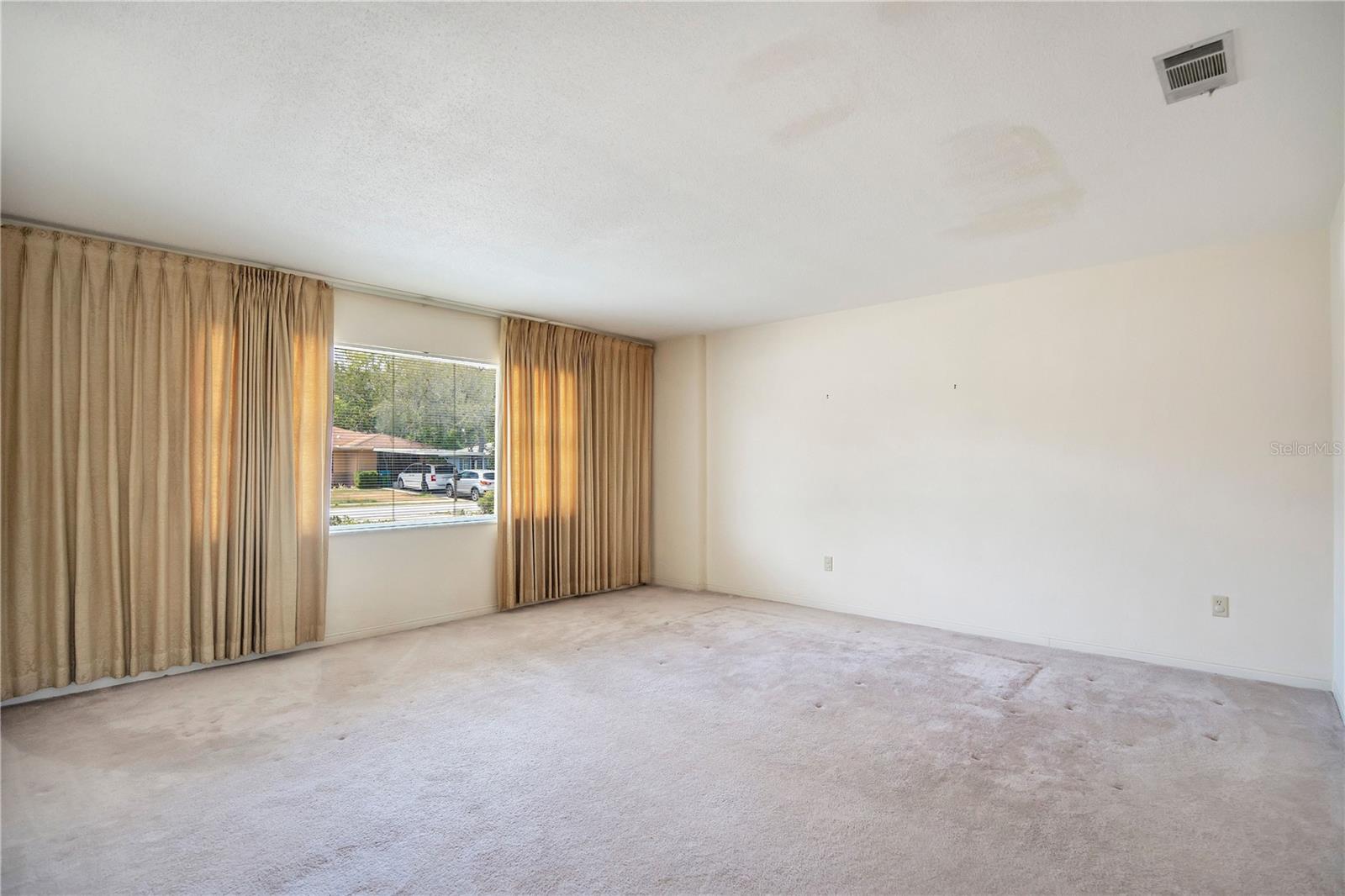 DELTONA LAKES UNIT 03 - Residential