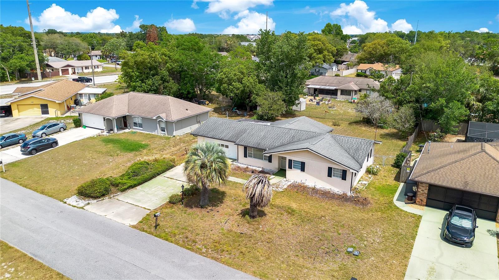 DELTONA LAKES UNIT 03 - Residential