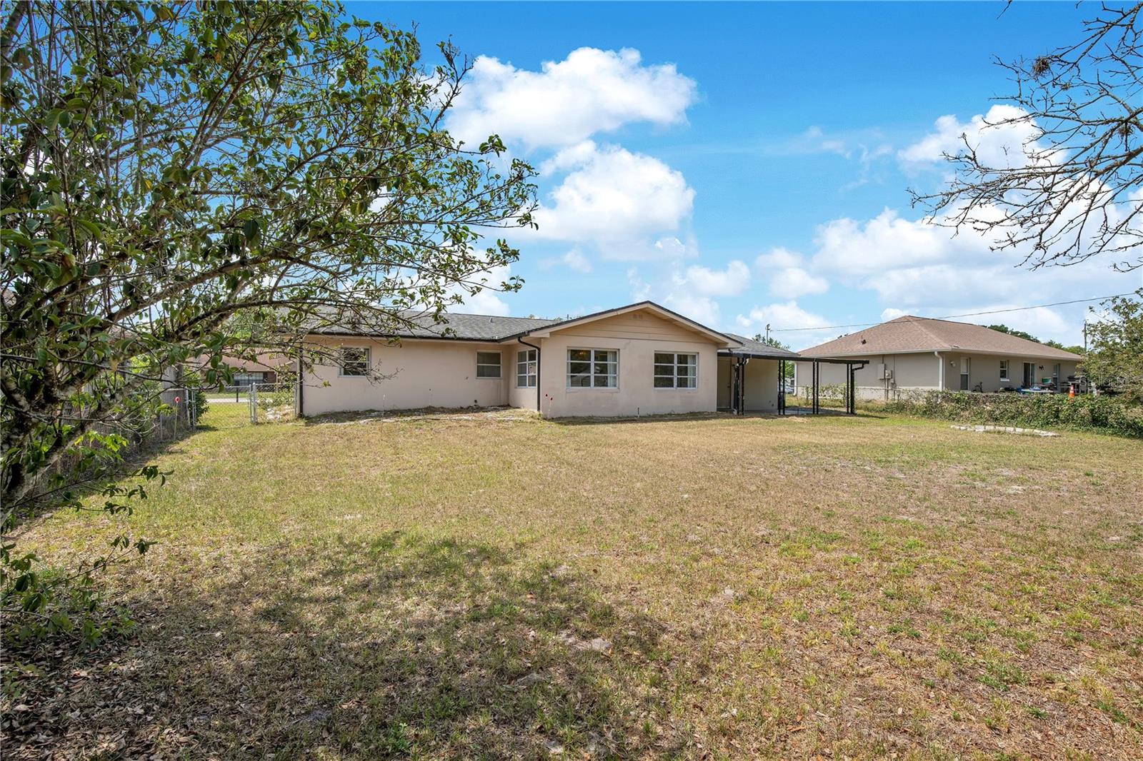 DELTONA LAKES UNIT 03 - Residential