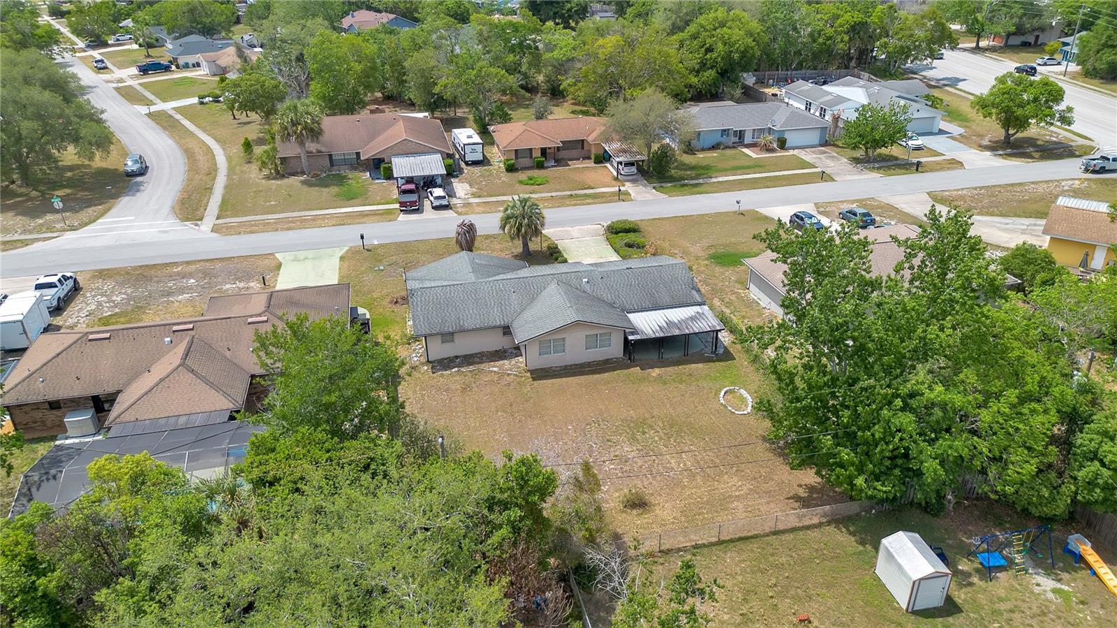 DELTONA LAKES UNIT 03 - Residential