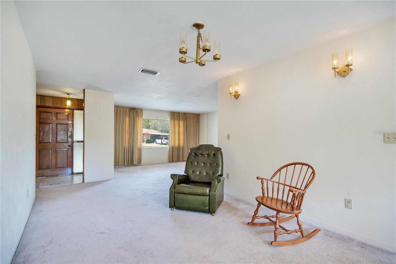 DELTONA LAKES UNIT 03 - Residential