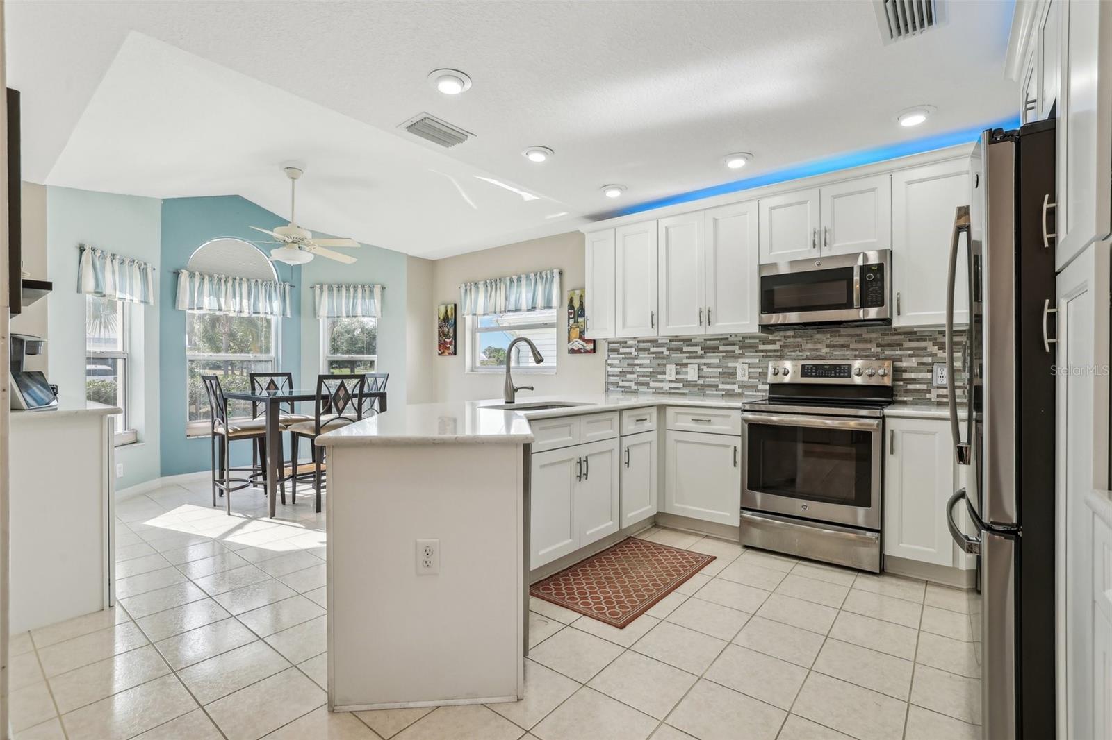 1309 CAROLINA COURT