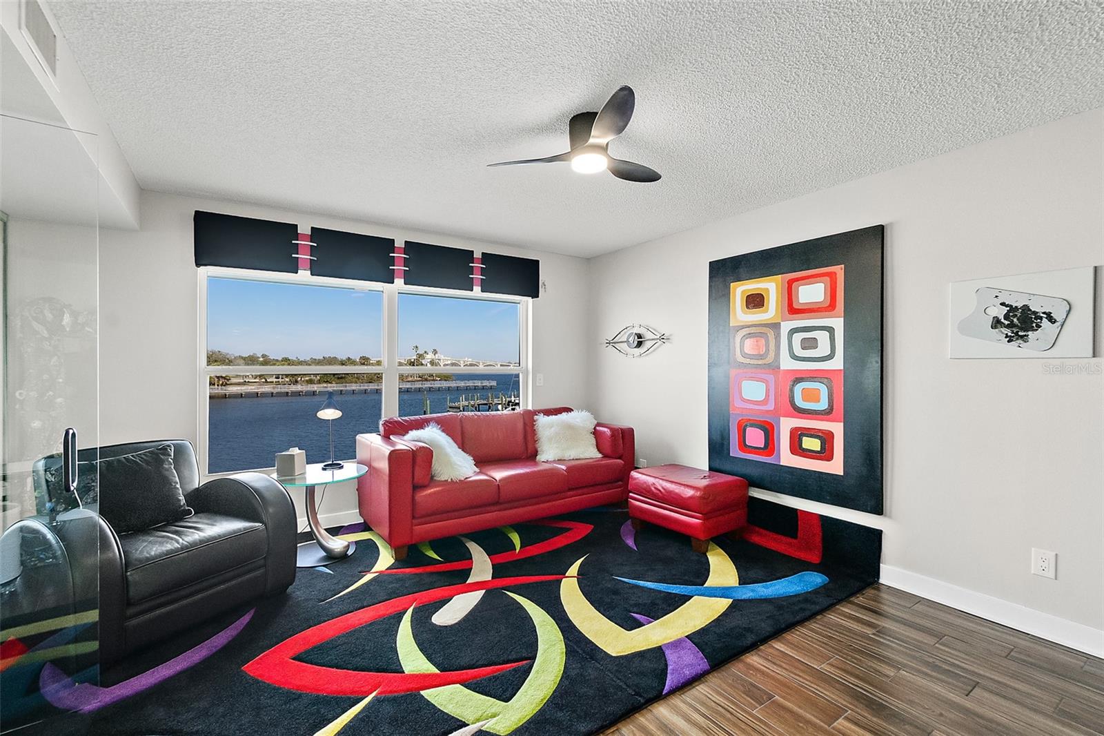 521 MARINA POINT DRIVE 521