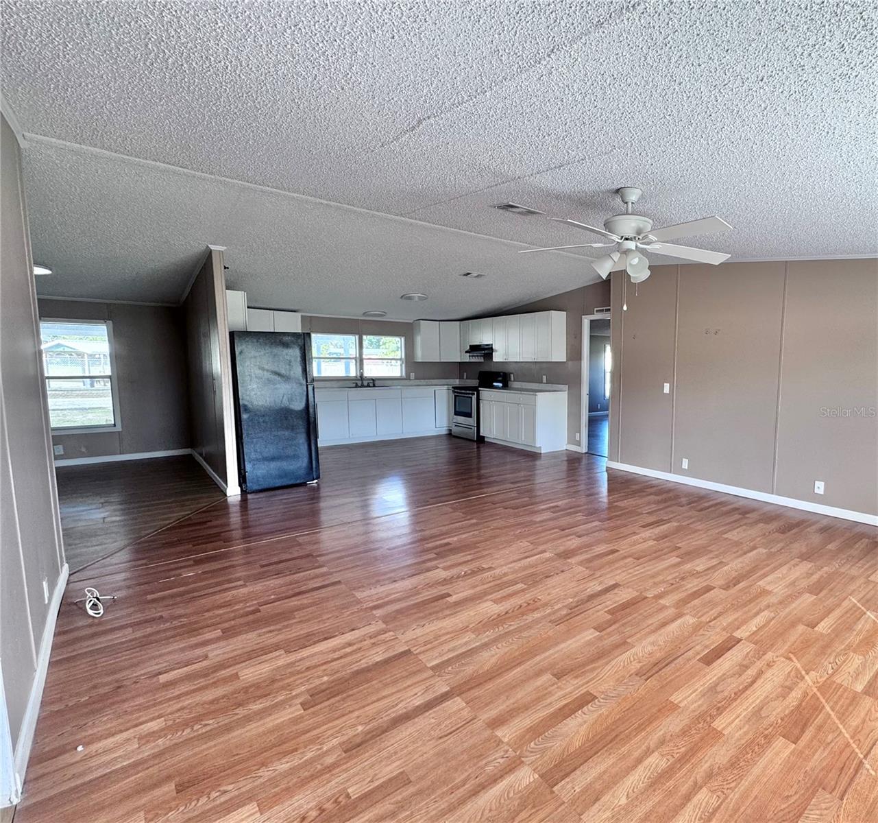 MEADOW RIDGE ESTATES - Residential