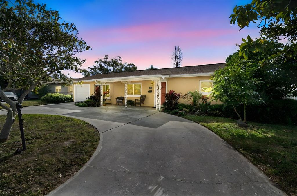 Photo of 4322 22nd Avenue N, St Petersburg, FL 33713 (MLS # TB8459473)