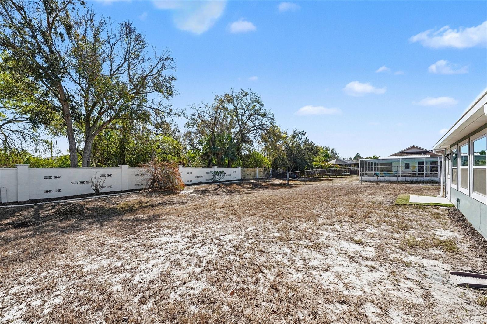 SUN CITY CENTER UNIT 35 - Residential