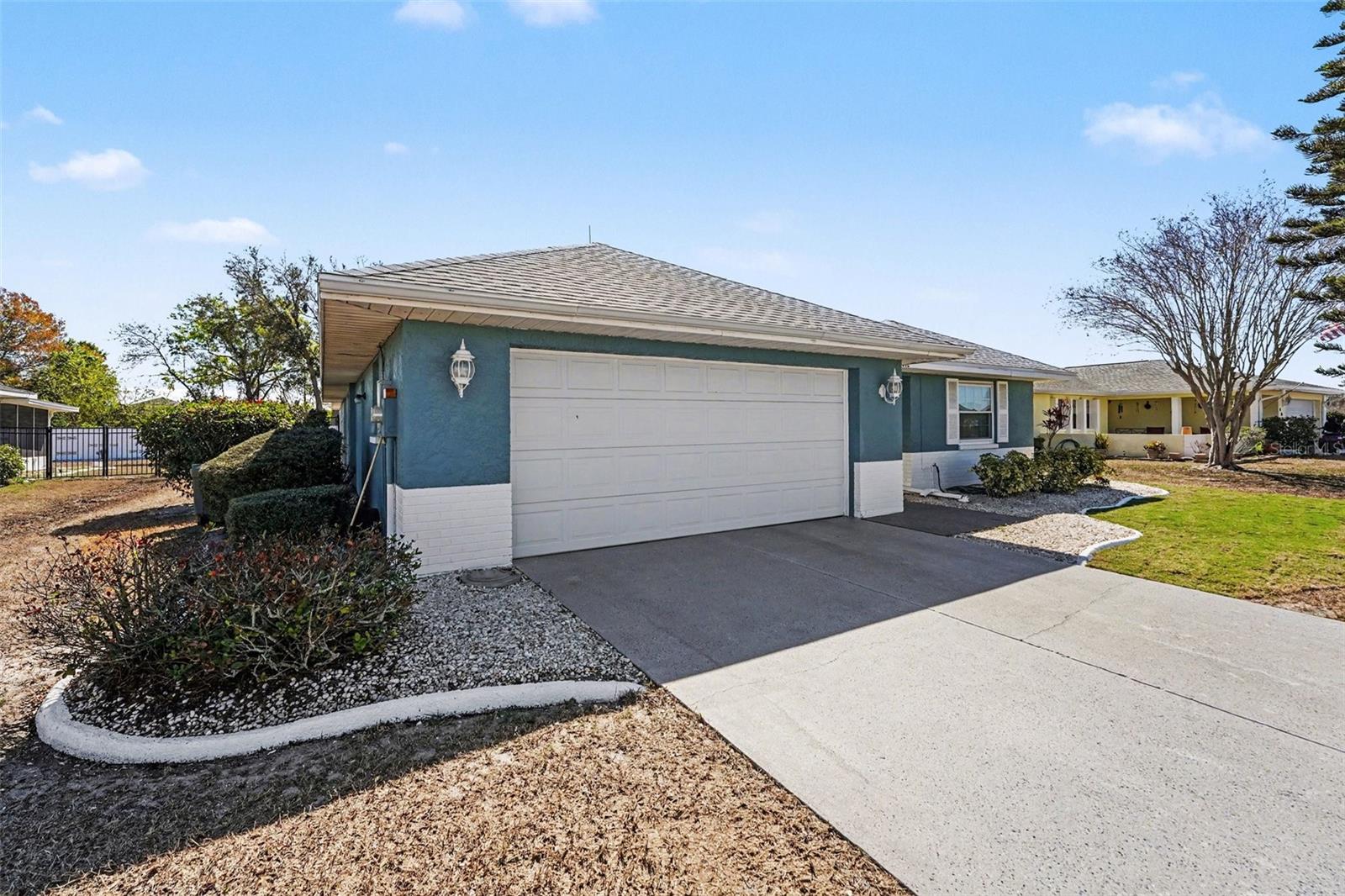 SUN CITY CENTER UNIT 35 - Residential