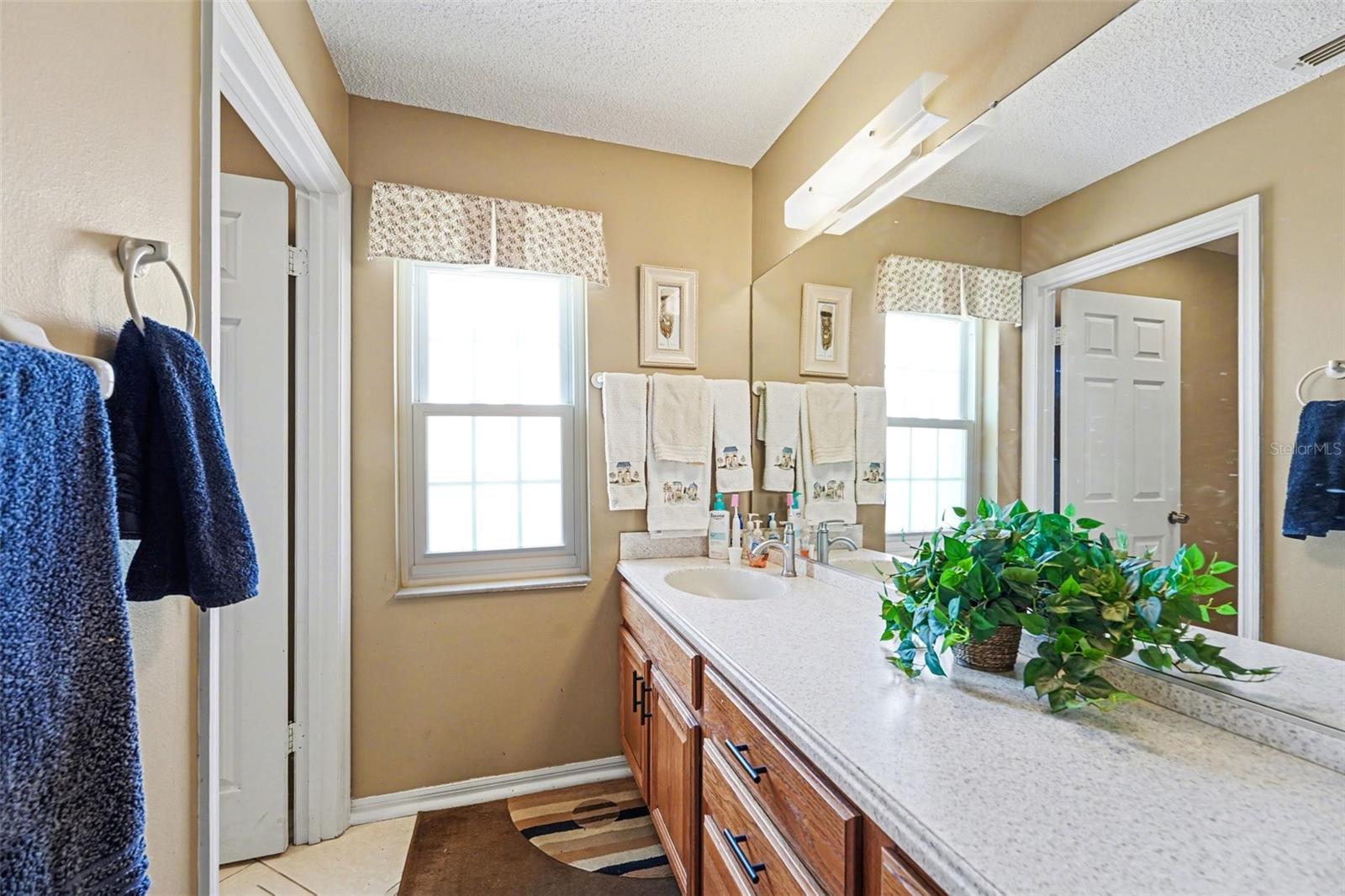 SUN CITY CENTER UNIT 35 - Residential