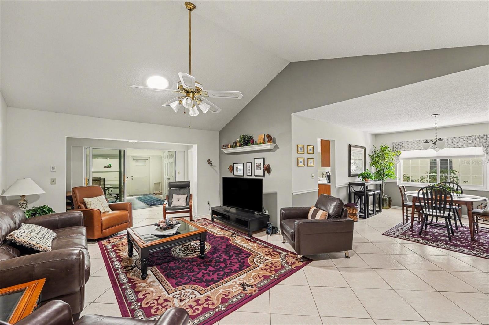 312 THORN HILL PLACE