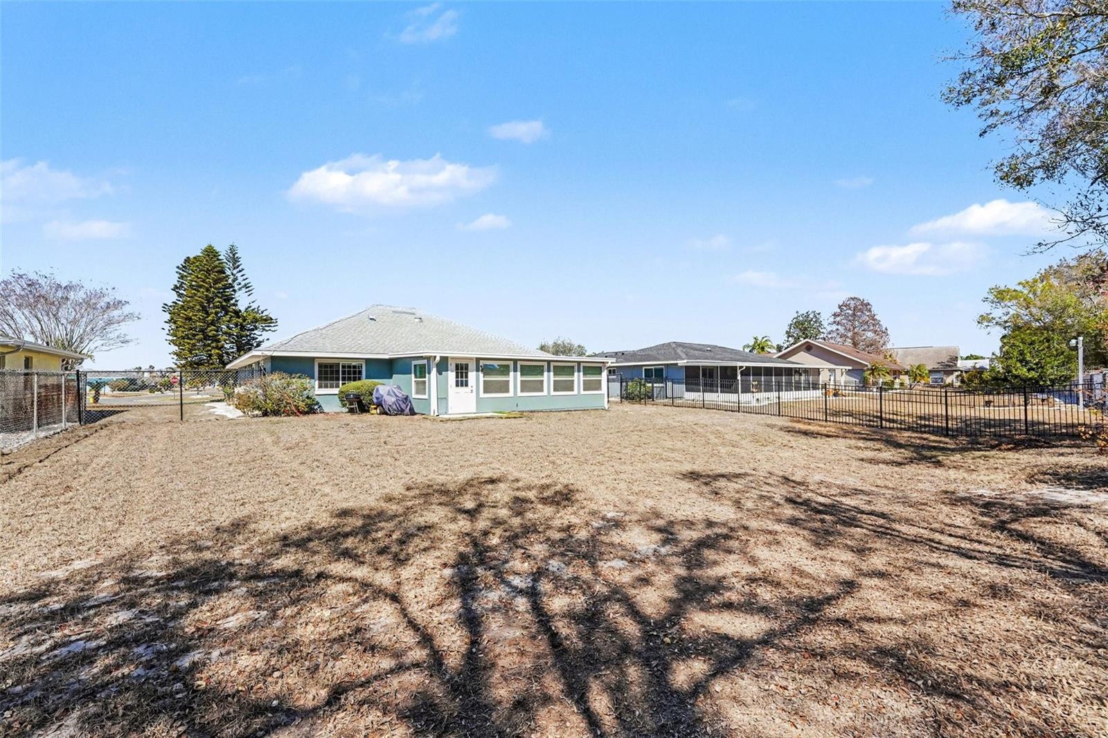 SUN CITY CENTER UNIT 35 - Residential