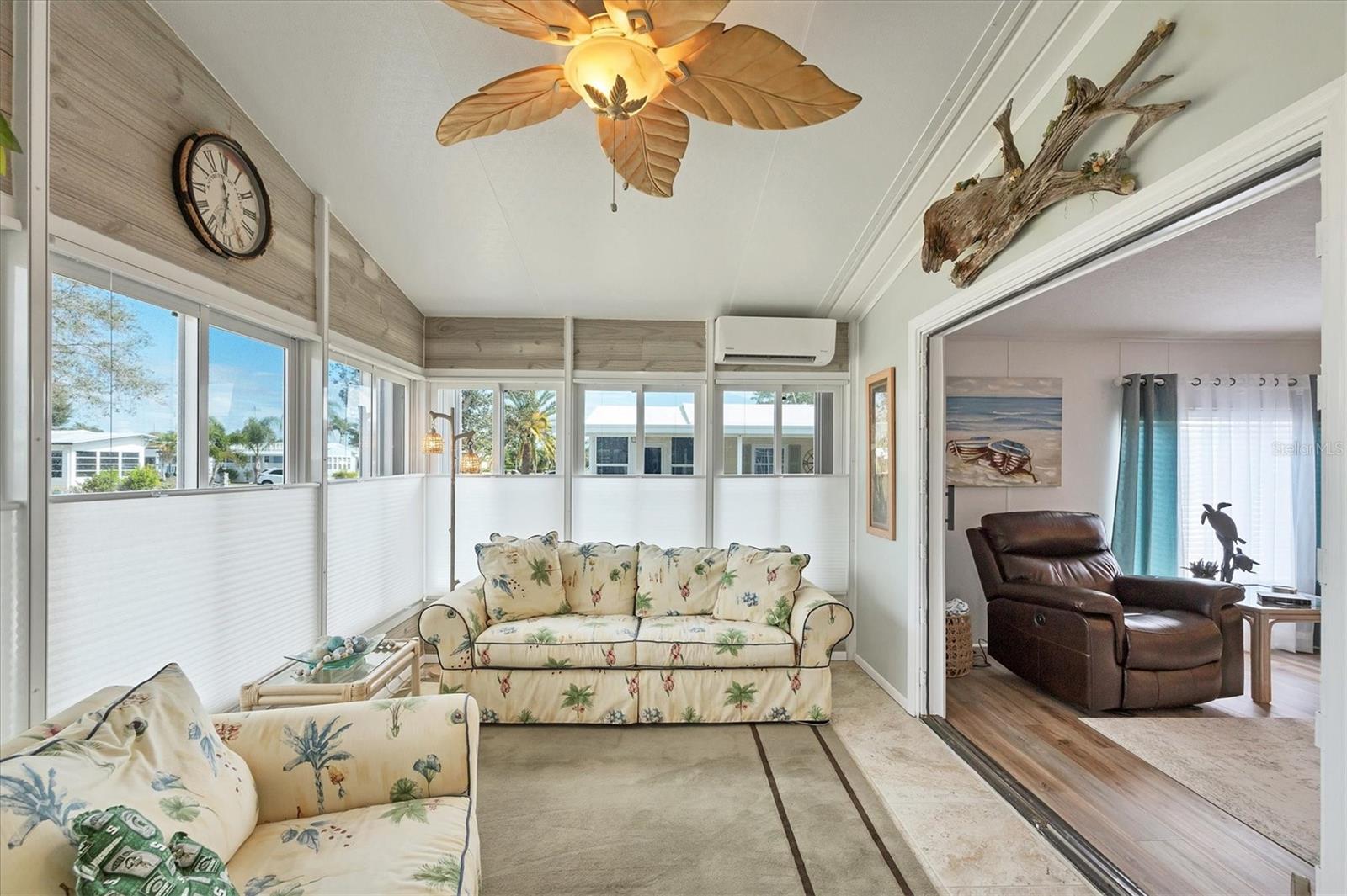 LEMON BAY ISLES PH 03 - Residential