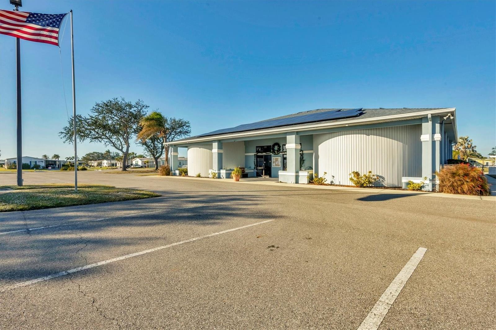 LEMON BAY ISLES PH 03 - Residential