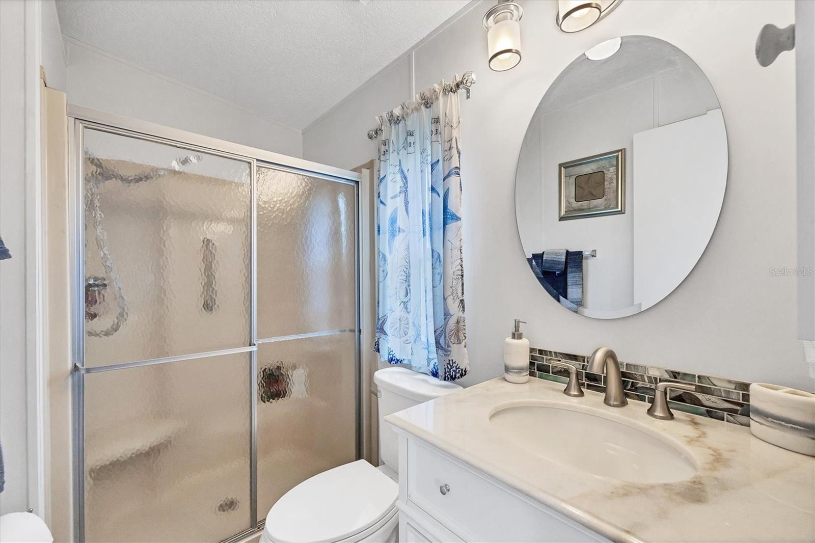 LEMON BAY ISLES PH 03 - Residential