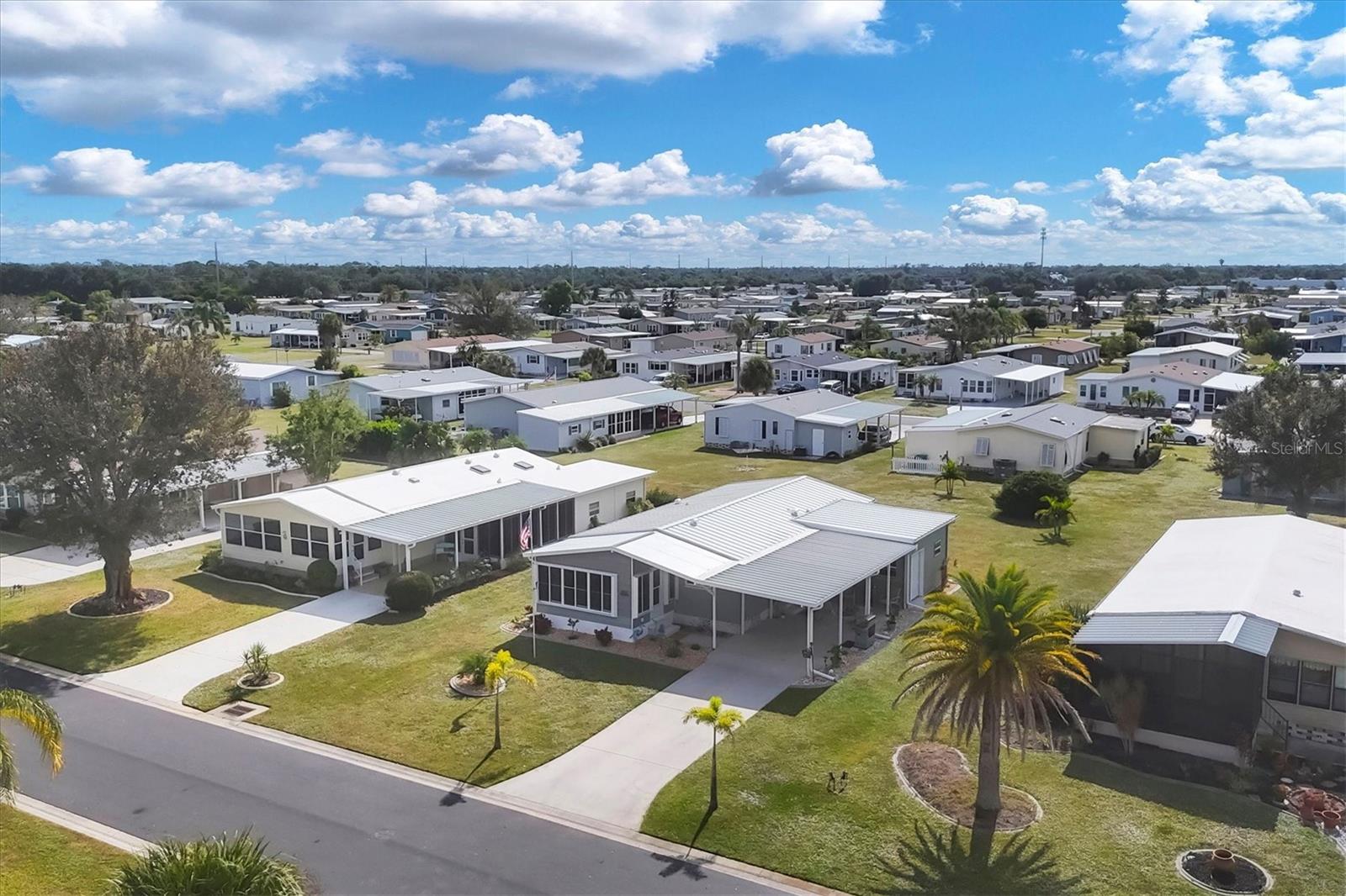 LEMON BAY ISLES PH 03 - Residential