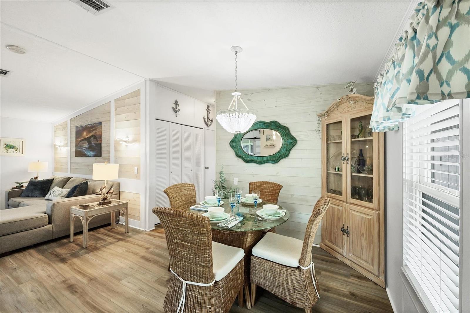 LEMON BAY ISLES PH 03 - Residential