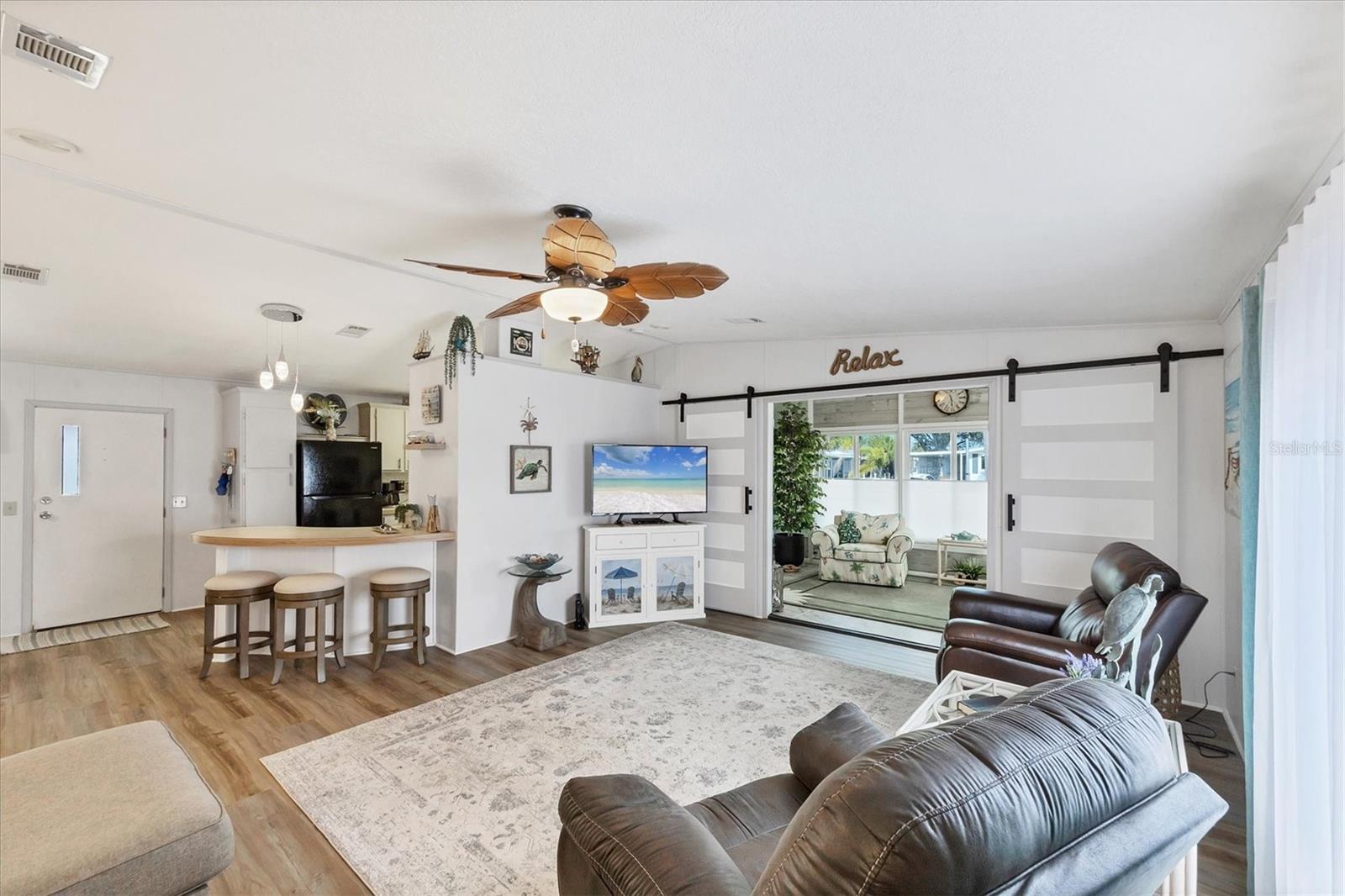 LEMON BAY ISLES PH 03 - Residential