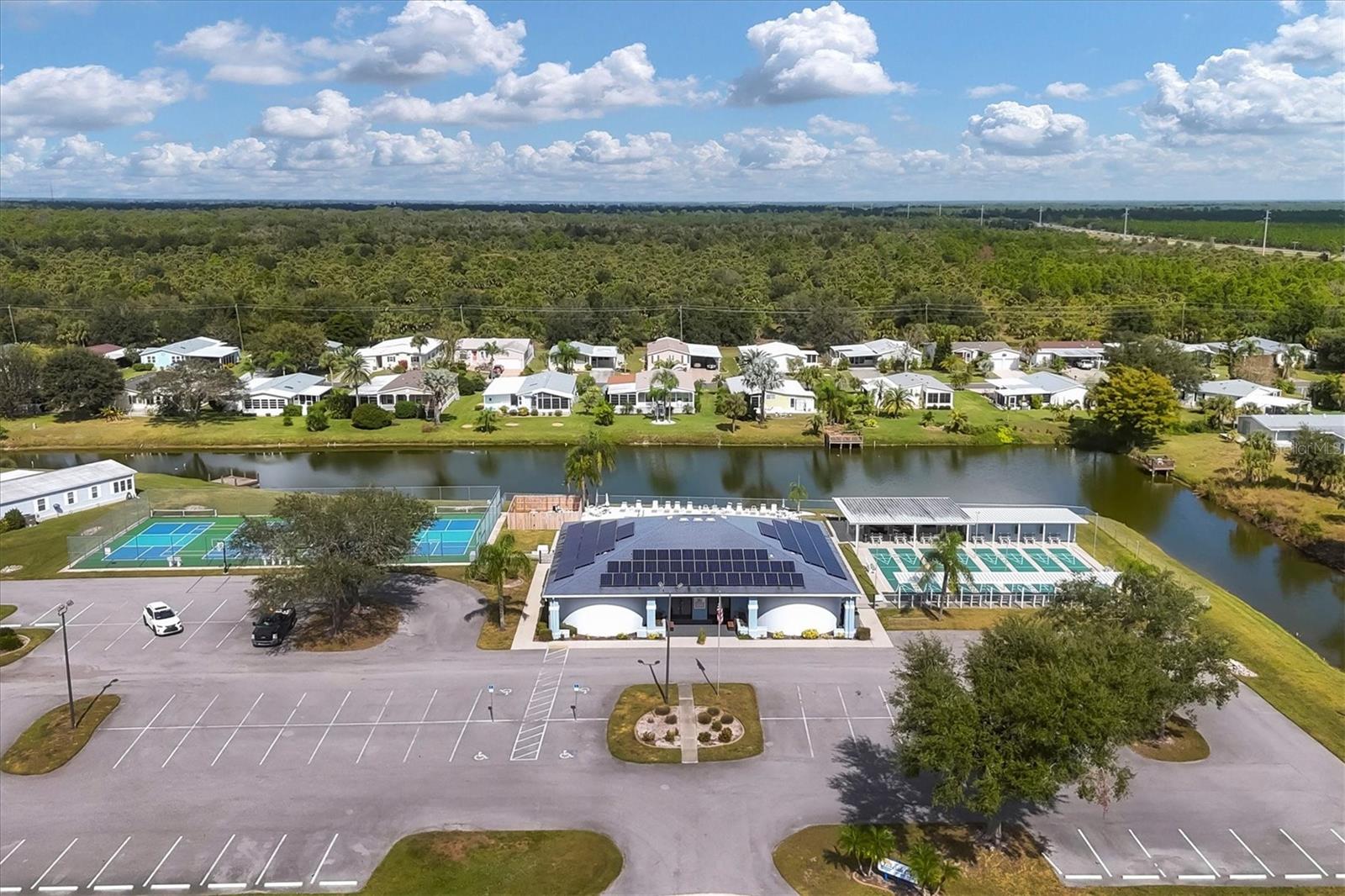 LEMON BAY ISLES PH 03 - Residential