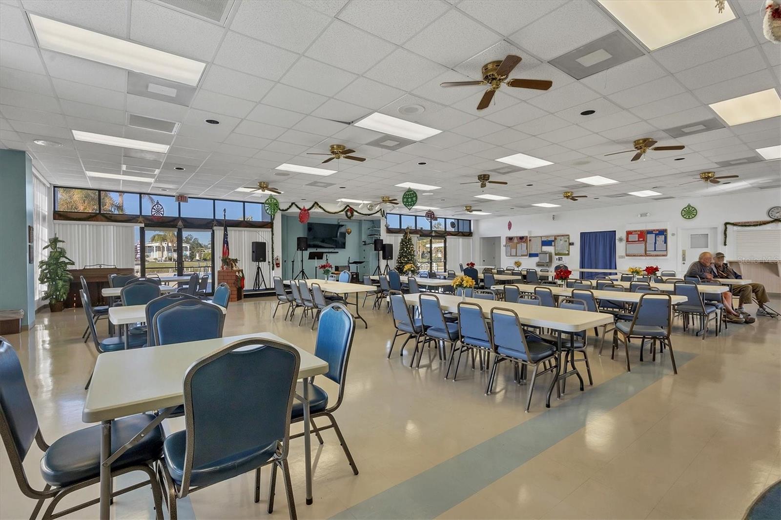 LEMON BAY ISLES PH 03 - Residential