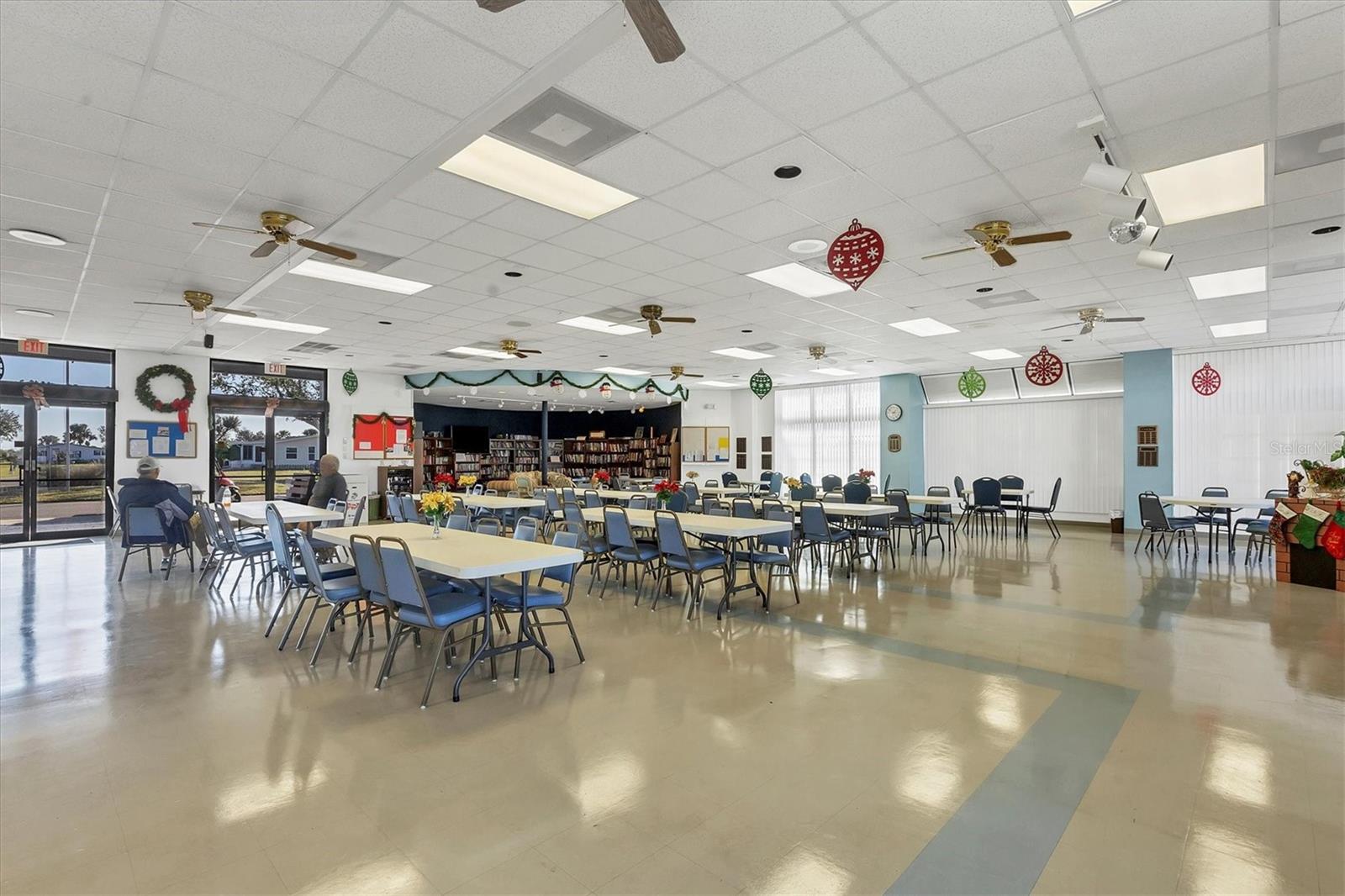 LEMON BAY ISLES PH 03 - Residential