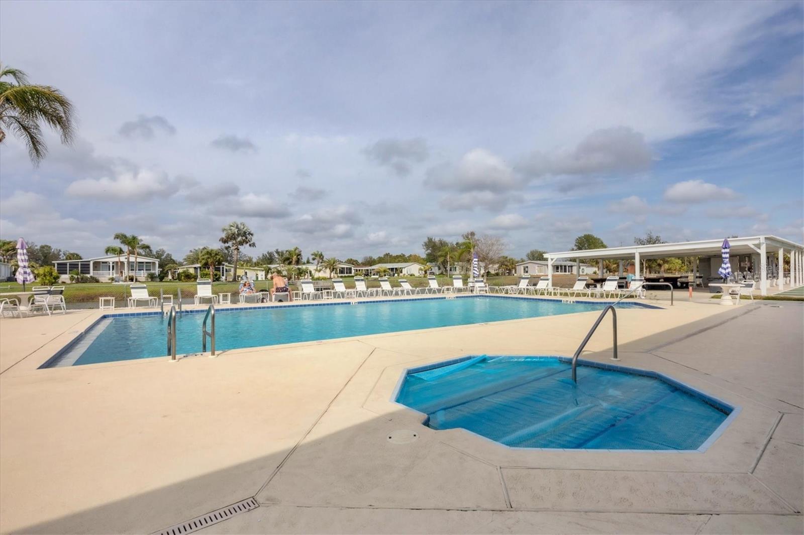 LEMON BAY ISLES PH 03 - Residential