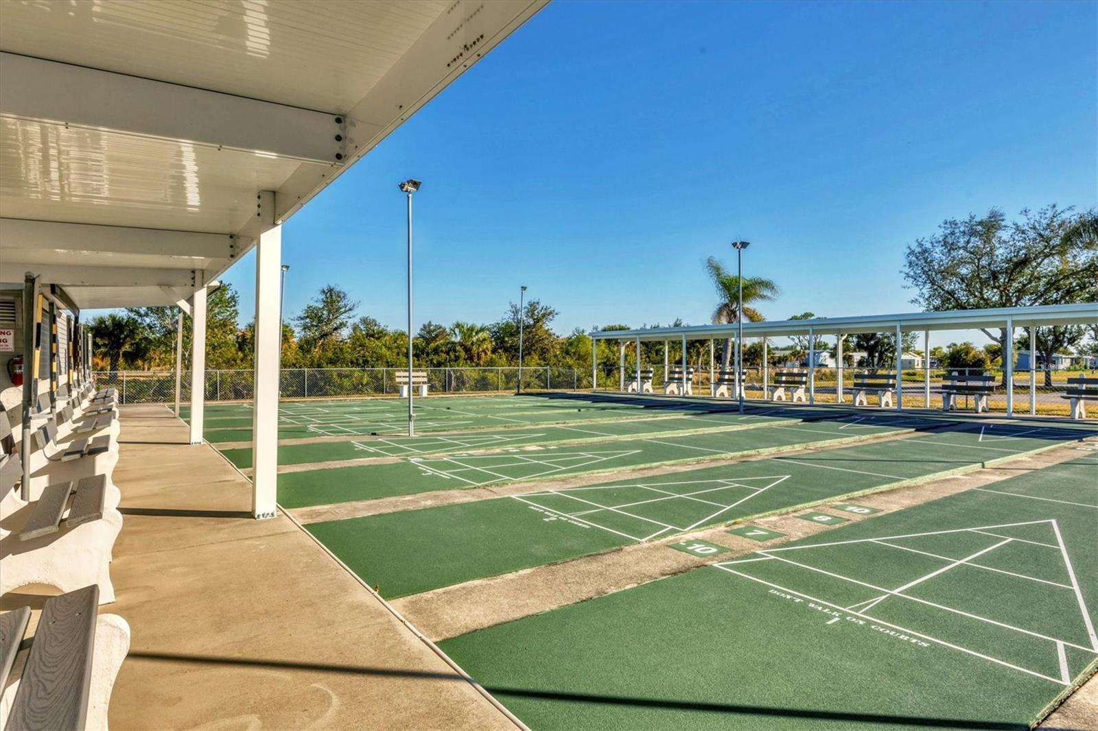 LEMON BAY ISLES PH 03 - Residential