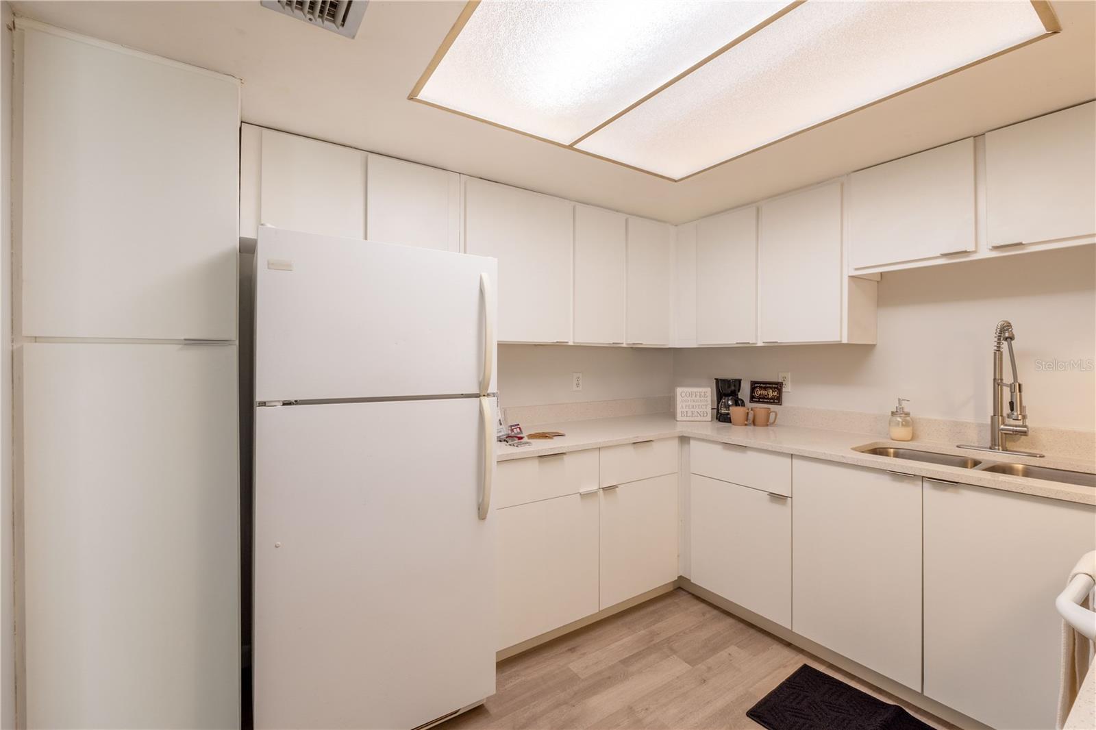 FAIRWAYS/SILVER SPGS SHORES CO - Residential