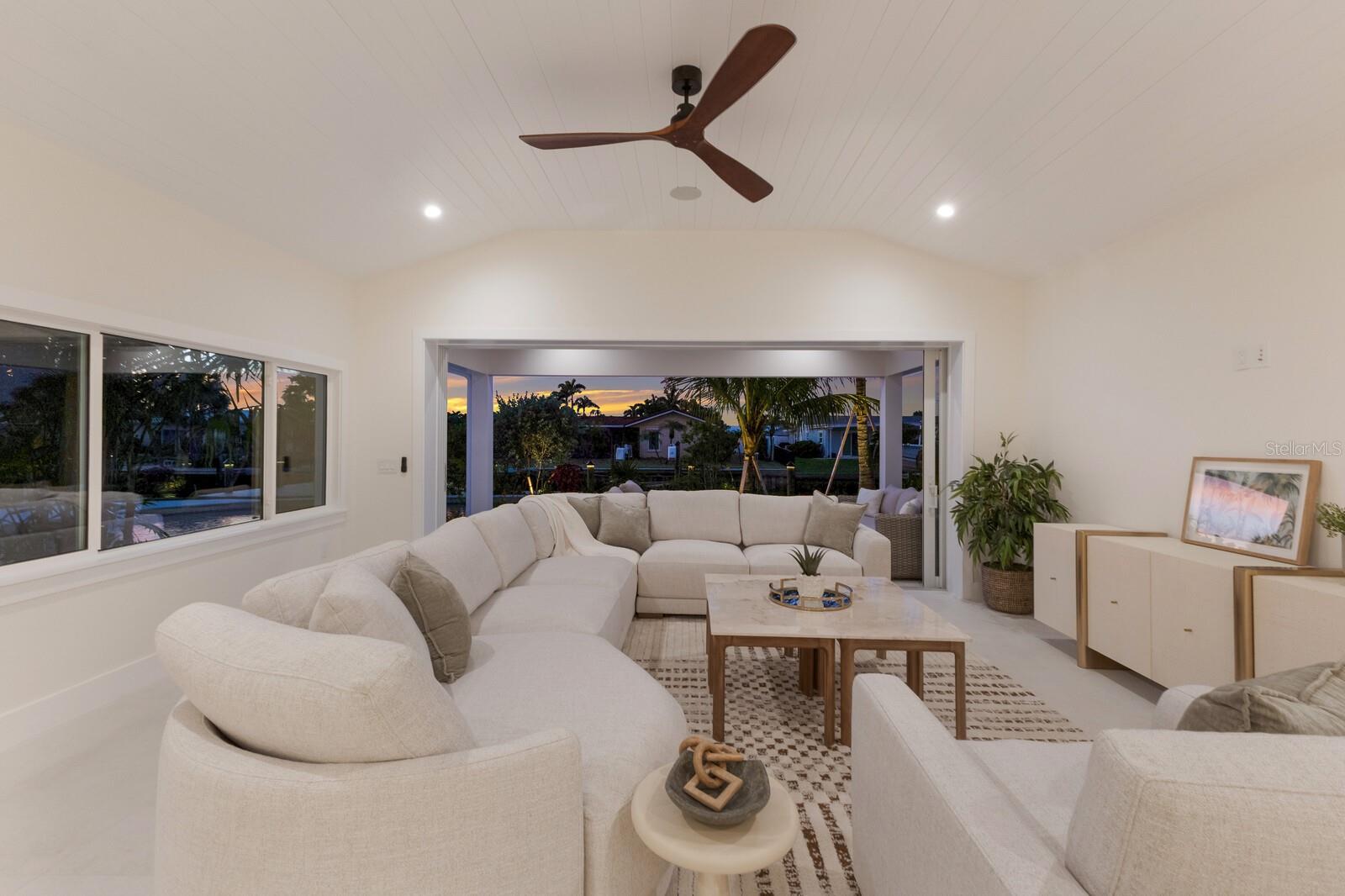 KEY ROYALE 7TH ADD - Residential