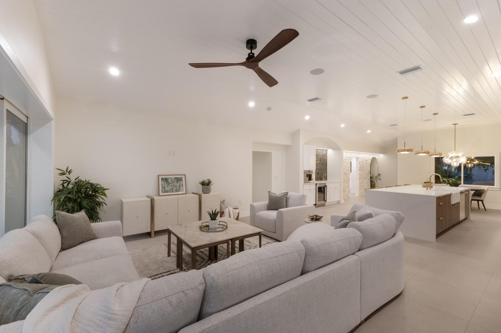 KEY ROYALE 7TH ADD - Residential