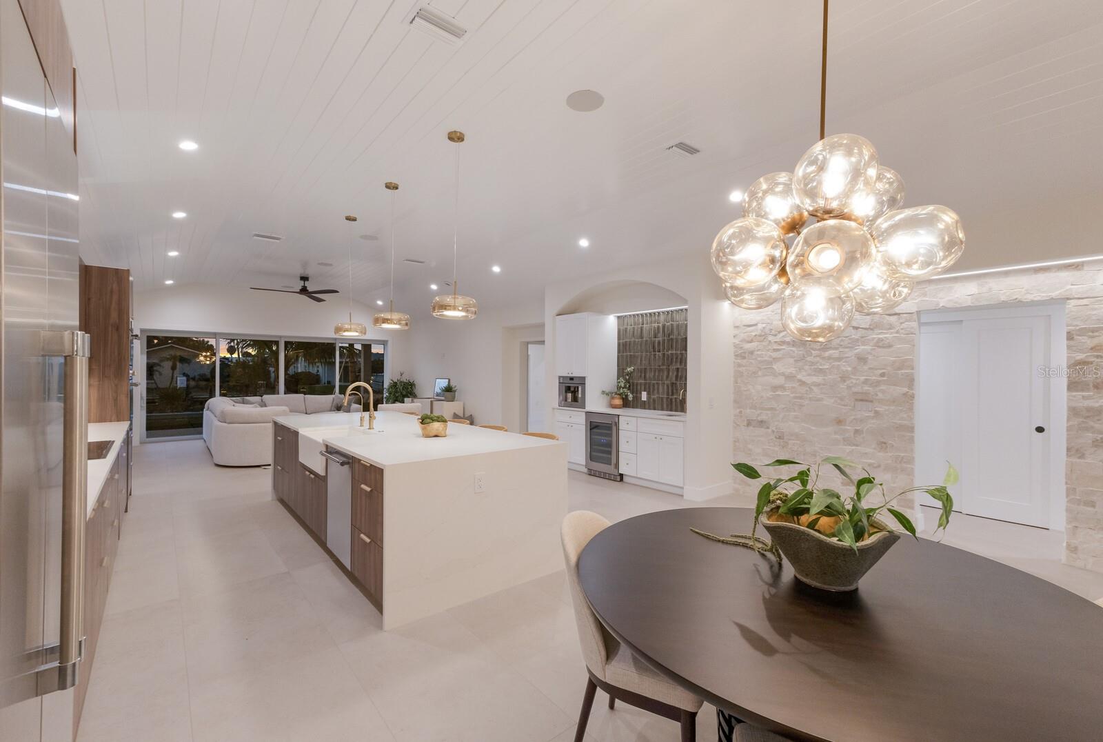 KEY ROYALE 7TH ADD - Residential