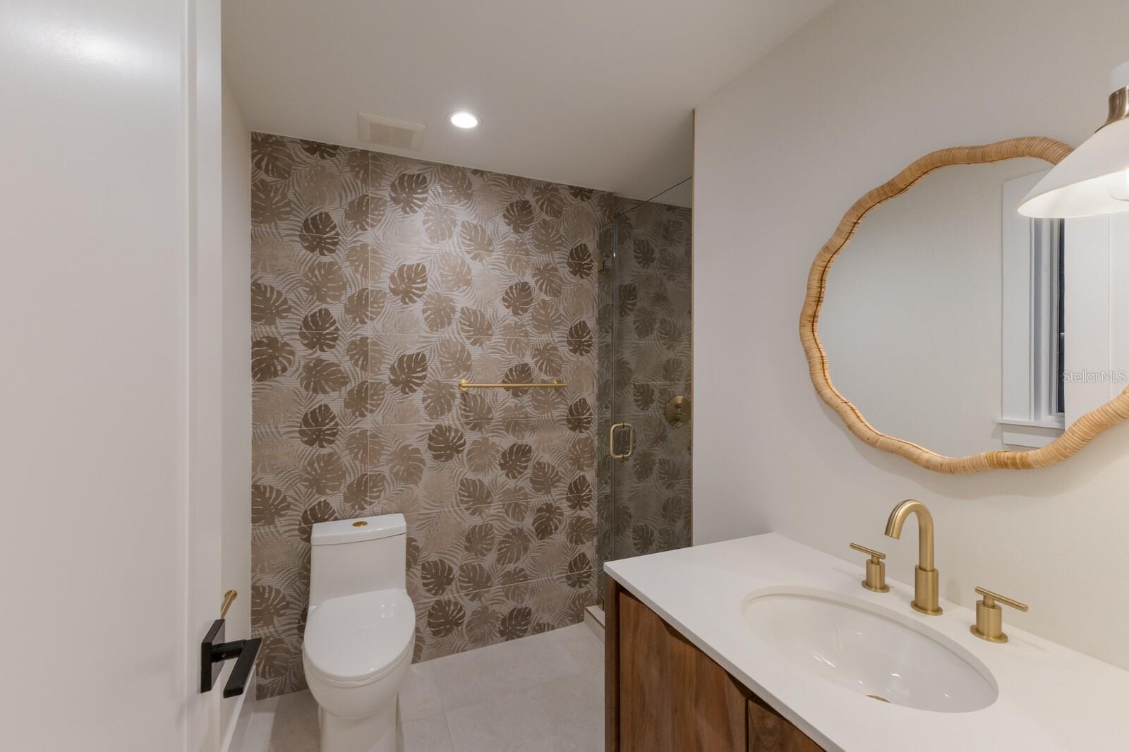 KEY ROYALE 7TH ADD - Residential
